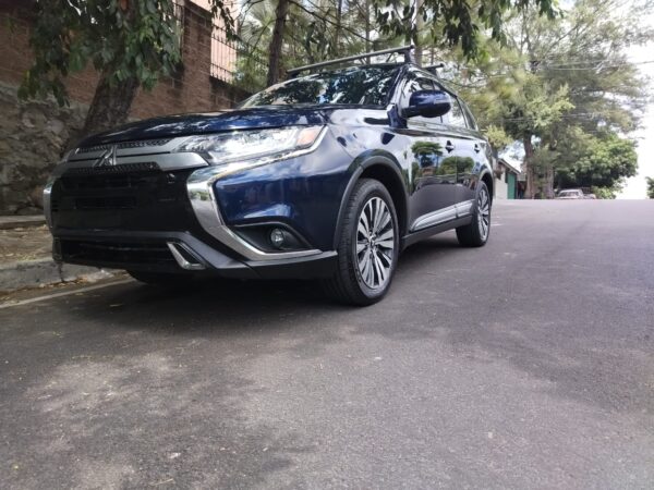 Mitsubishi Outlander 2019 - Imagen 4