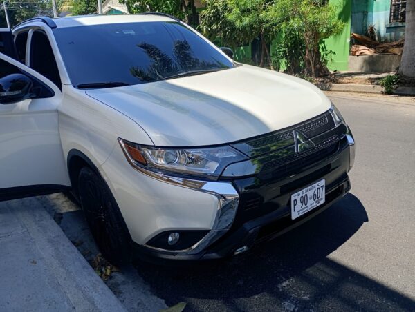 Mitsubishi Outlander 2020 - Imagen 7