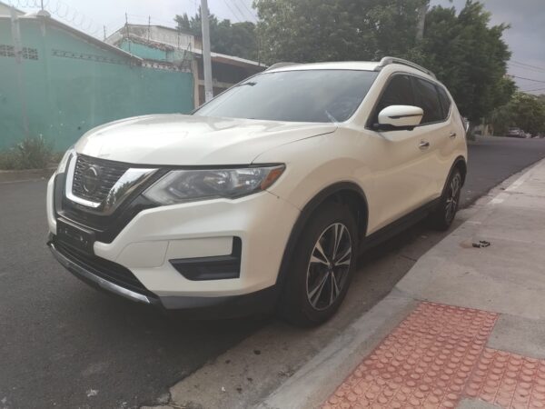 Nissan Rogue SV 2020