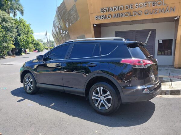 TOYOTA RAV 4 2️⃣0️⃣1️⃣7️⃣ - Imagen 4